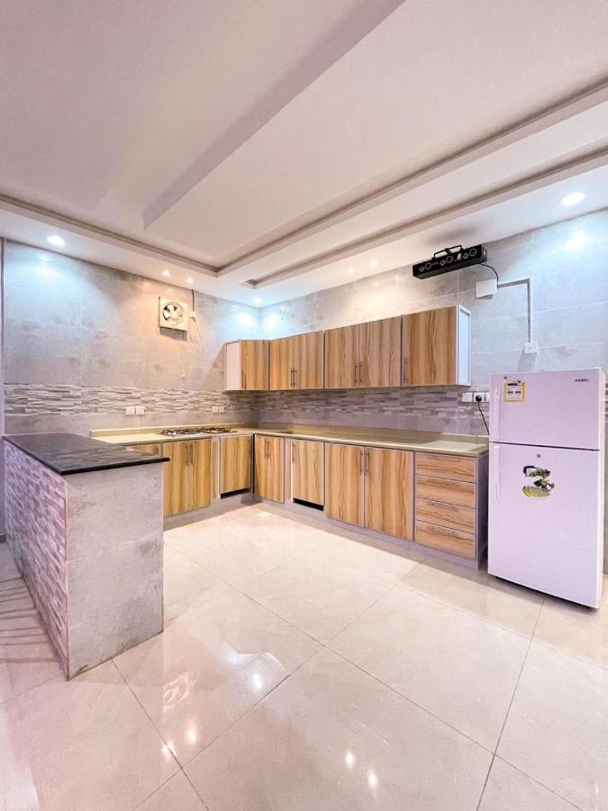 فيلا هابي نايت Villa Ash Shafā Esterno foto